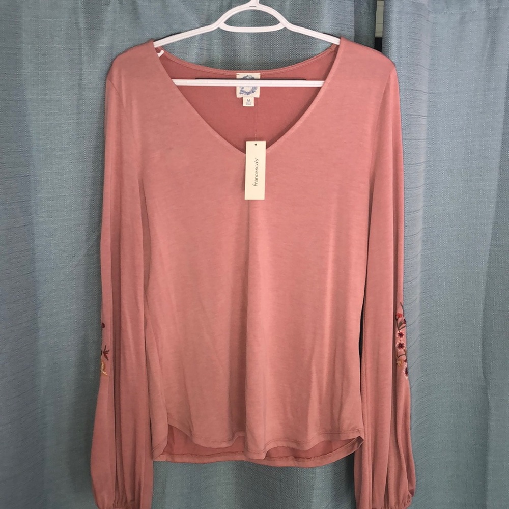Francesca’s long sleeve pink top